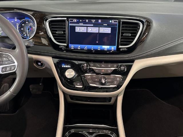 2023 Chrysler Pacifica Limited AWD