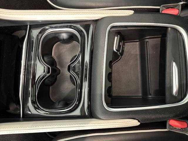 2023 Chrysler Pacifica Limited AWD