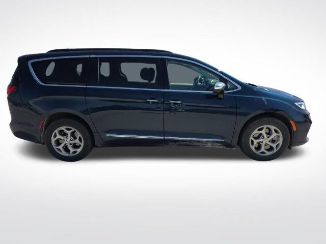2023 Chrysler Pacifica Limited AWD
