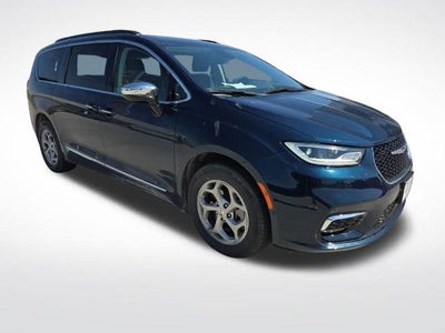 2023 Chrysler Pacifica Limited AWD