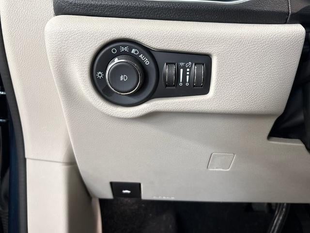 2023 Chrysler Pacifica Limited AWD