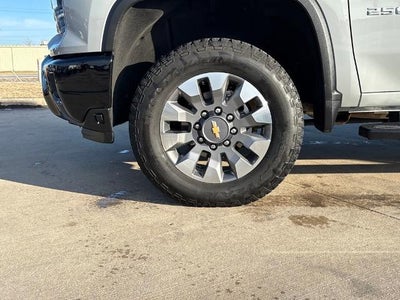 2024 Chevrolet Silverado 2500 HD Custom