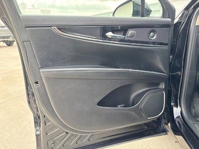 2021 Lincoln Nautilus Reserve