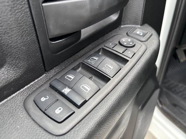 2024 RAM 3500 Tradesman Crew Cab 4x4 8' Box