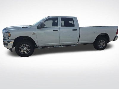 2023 RAM 3500 Tradesman Crew Cab 4x4 8' Box