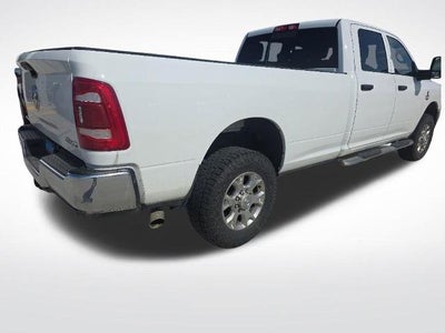2023 RAM 3500 Tradesman Crew Cab 4x4 8' Box