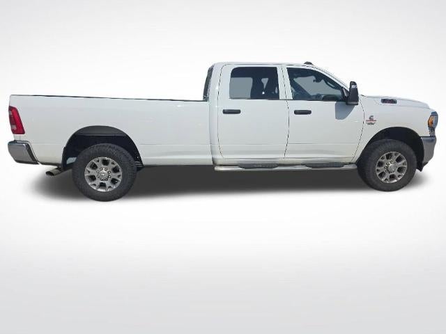 2023 RAM 3500 Tradesman Crew Cab 4x4 8' Box
