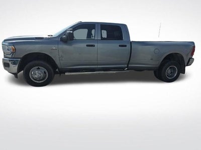 2024 RAM 3500 Tradesman Crew Cab 4x4 8' Box
