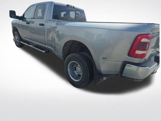 2024 RAM 3500 Tradesman Crew Cab 4x4 8' Box