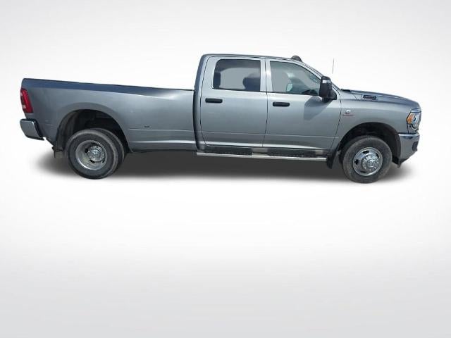 2024 RAM 3500 Tradesman Crew Cab 4x4 8' Box