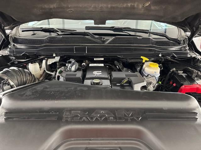 2024 RAM 3500 Big Horn Crew Cab 4x4 8' Box
