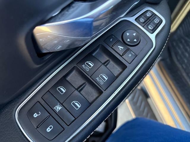 2024 RAM 3500 Laramie Crew Cab 4x4 8' Box