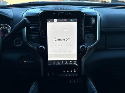 2024 RAM 3500 Laramie Crew Cab 4x4 8' Box