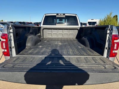 2024 RAM 3500 Laramie Crew Cab 4x4 8' Box