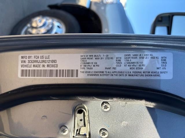 2024 RAM 3500 Laramie Crew Cab 4x4 8' Box