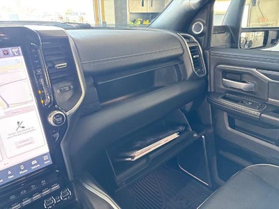 2024 RAM 3500 Laramie Crew Cab 4x4 8' Box