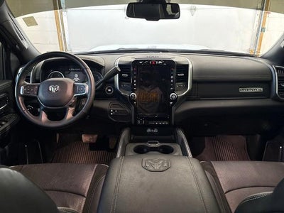 2024 RAM 3500 Laramie Crew Cab 4x4 8' Box