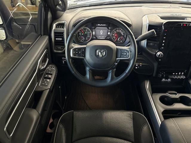 2024 RAM 3500 Laramie Crew Cab 4x4 8' Box