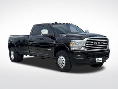 2024 RAM 3500 Limited Longhorn Crew Cab 4x4 8' Box