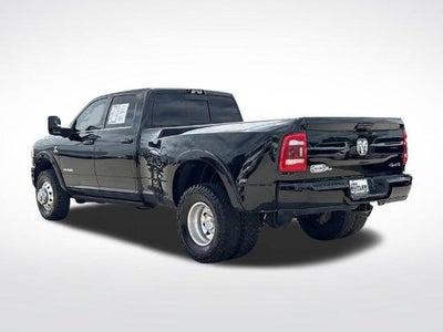 2024 RAM 3500 Limited Longhorn Crew Cab 4x4 8' Box