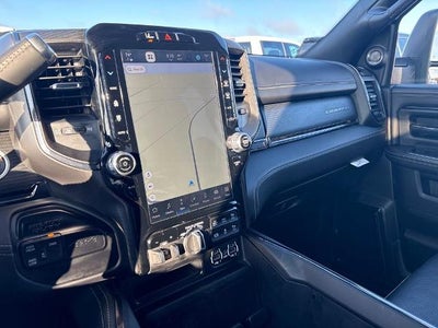 2024 RAM 3500 Limited Crew Cab 4x4 8' Box
