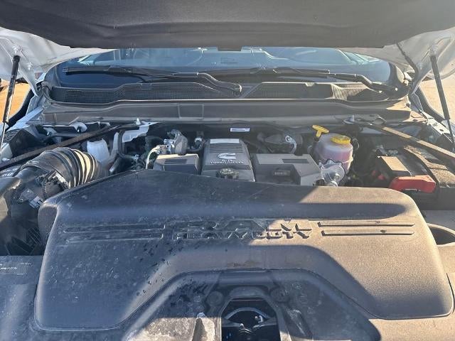 2024 RAM 3500 Limited Crew Cab 4x4 8' Box