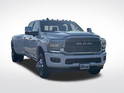 2024 RAM 3500 Limited Crew Cab 4x4 8' Box