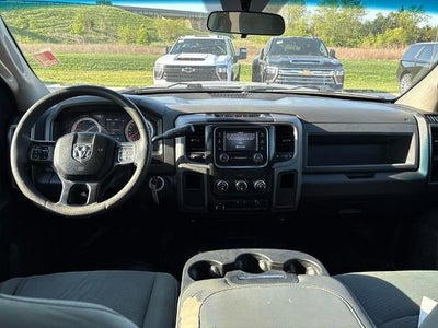 2017 RAM 2500 Tradesman Crew Cab 4x4 6'4" Box