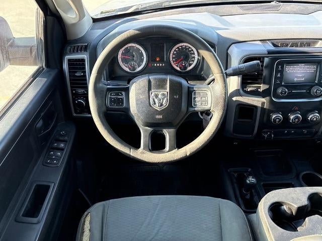 2017 RAM 2500 Tradesman Crew Cab 4x4 6'4" Box