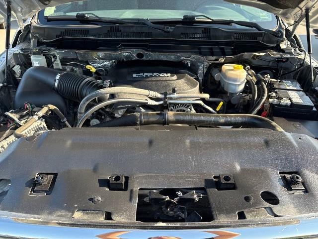 2017 RAM 2500 Tradesman Crew Cab 4x4 6'4" Box