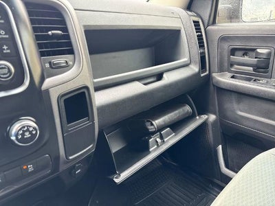 2017 RAM 2500 Tradesman Crew Cab 4x4 6'4" Box