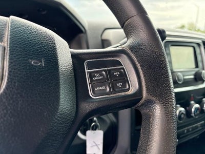 2017 RAM 2500 Tradesman Crew Cab 4x4 6'4" Box