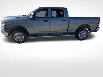2024 RAM 2500 Tradesman Crew Cab 4x4 6'4" Box