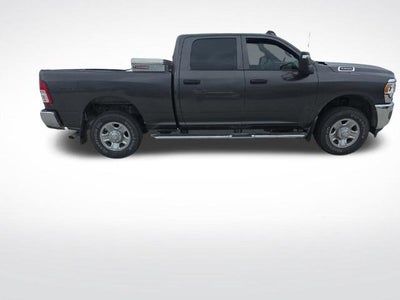 2024 RAM 2500 Tradesman Crew Cab 4x4 6'4" Box