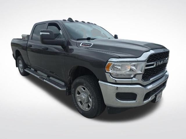 2024 RAM 2500 Tradesman Crew Cab 4x4 6'4" Box
