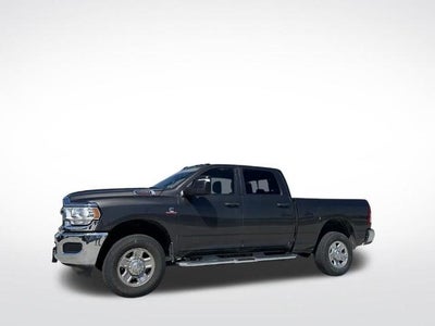 2024 RAM 2500 Tradesman Crew Cab 4x4 6'4" Box