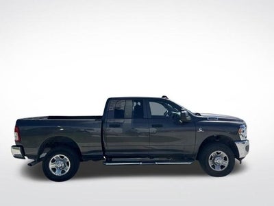 2024 RAM 2500 Tradesman Crew Cab 4x4 6'4" Box