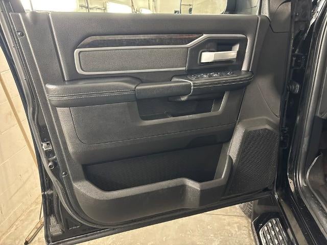 2022 RAM 2500 Big Horn Crew Cab 4x4 6'4" Box