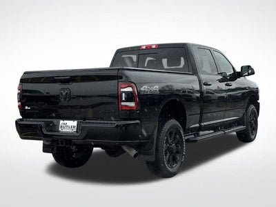 2022 RAM 2500 Big Horn Crew Cab 4x4 6'4" Box