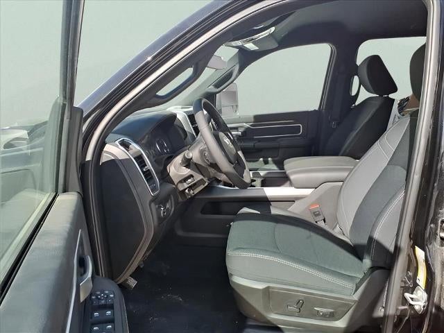 2025 RAM 2500 Big Horn Crew Cab 4x4 6'4" Box