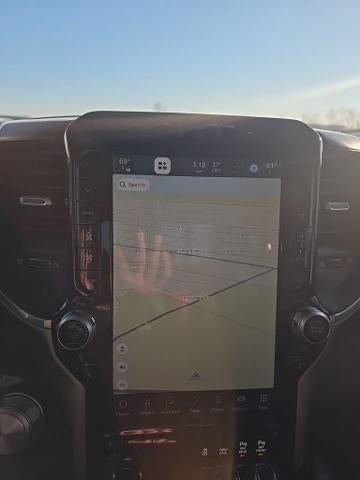 2023 RAM 2500 Laramie Crew Cab 4x4 6'4" Box