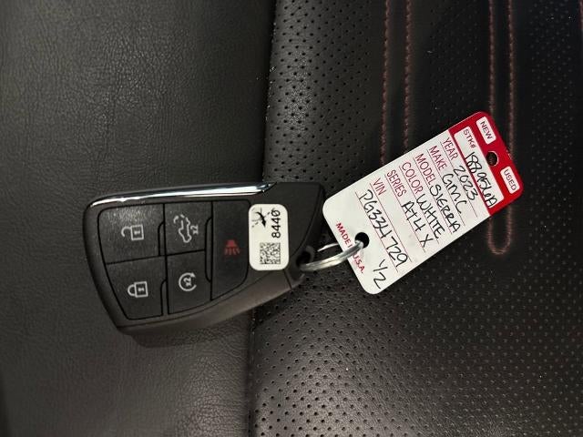 2023 GMC Sierra 1500 AT4X