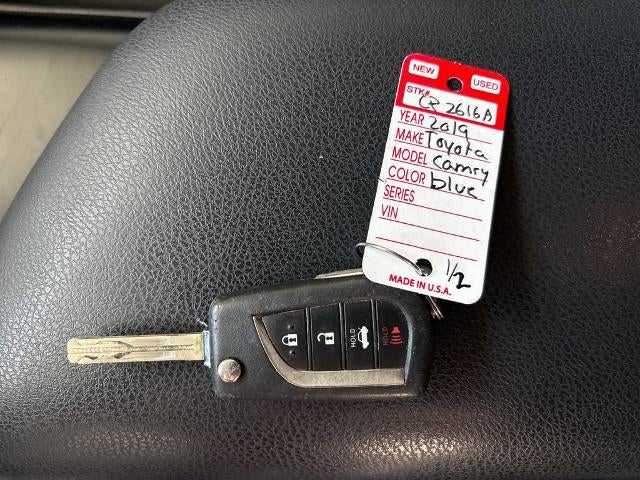 2019 Toyota Camry SE