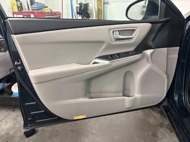 2016 Toyota Camry XLE