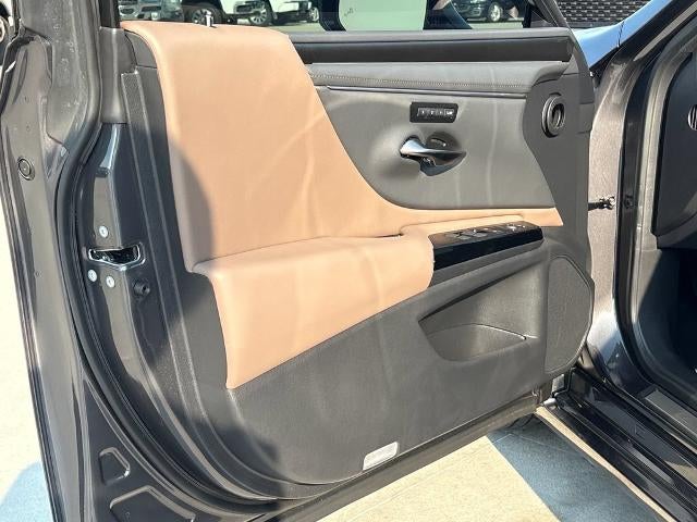 2025 Lexus ES 300h ES 300h