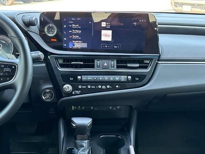 2025 Lexus ES 300h ES 300h