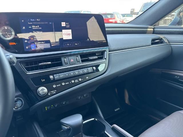 2025 Lexus ES 300h ES 300h