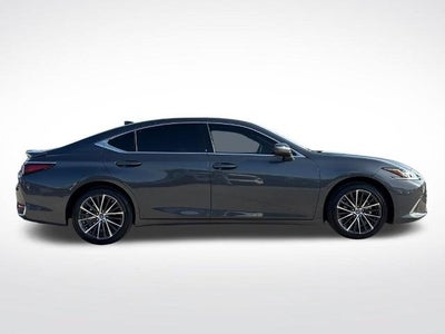 2025 Lexus ES 300h ES 300h