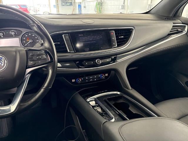 2022 Buick Enclave Essence