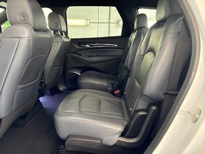 2022 Buick Enclave Essence